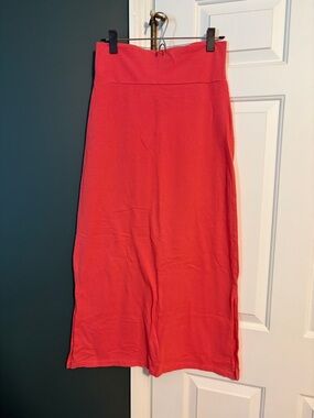 Patagonia Coral Maxi Skirt - Sleek Pull-On Design